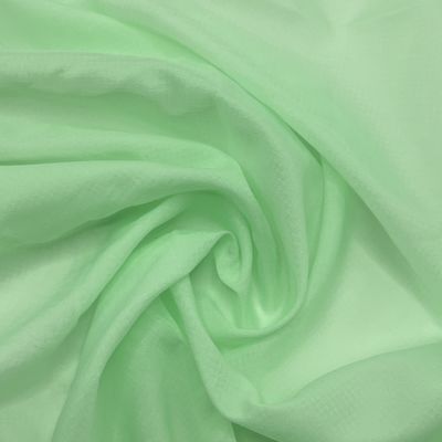 100% tecido de roupa de nylon à prova d'água 20D Plaid 35gsm Traje protetor solar com tecido à prova de salpicos